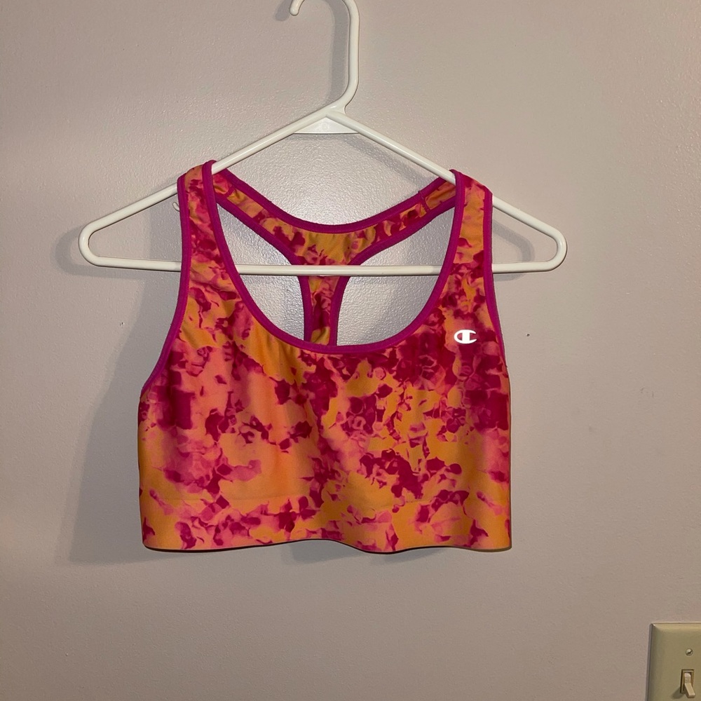 sports bra